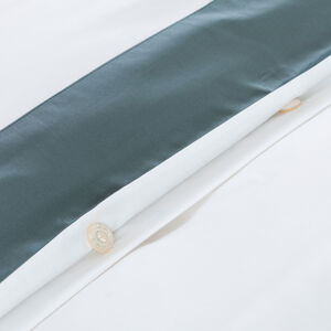 slide 3 Bold Duvet Cover Set