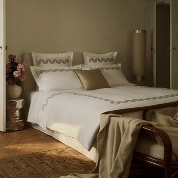 Grace Avant Garde Embroidery, Luxury Herringbone, Knop
