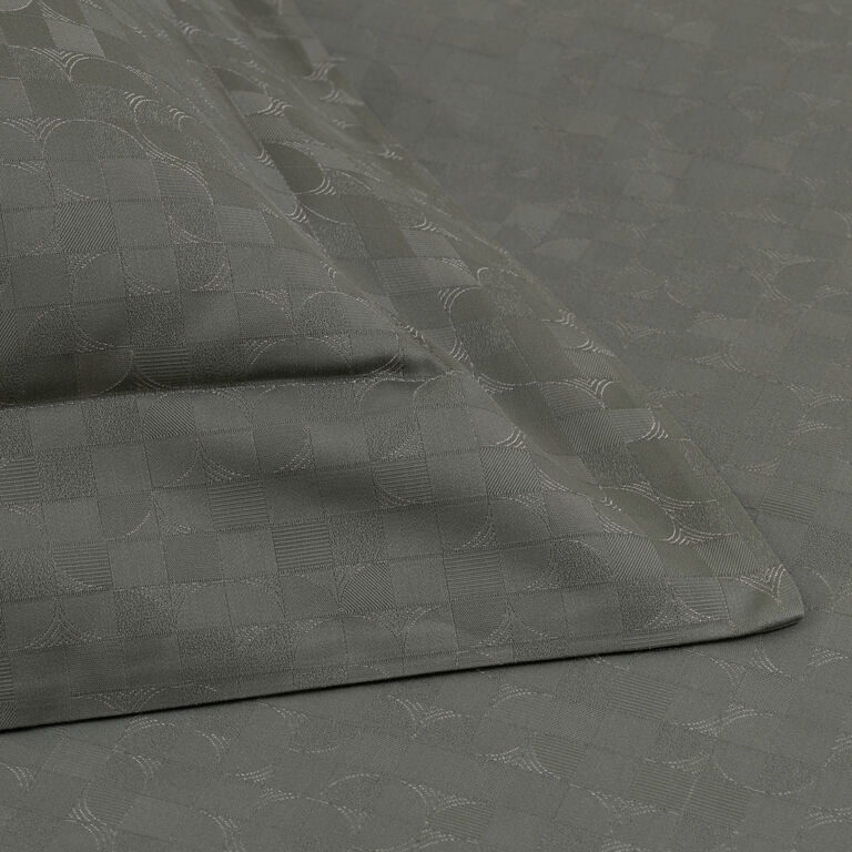 slide 3 Avant Jacquard Sham