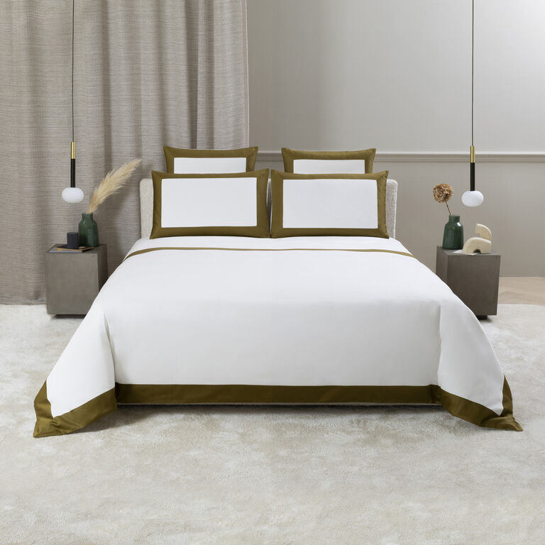 slide 4 Bold Duvet Cover