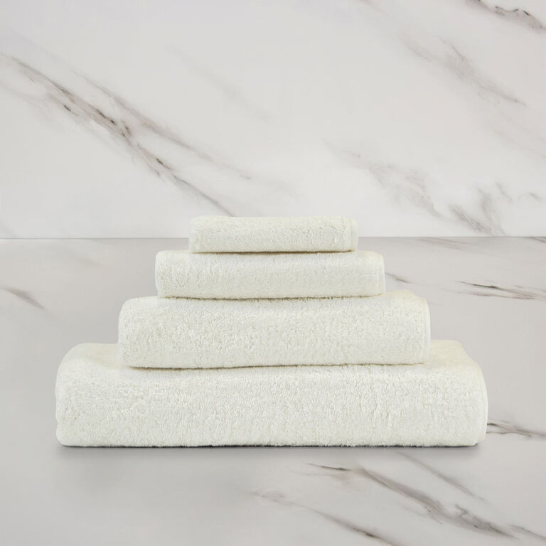 slide 2 Unito Guest Towel