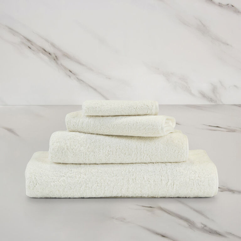 slide 1 Unito Guest Towel