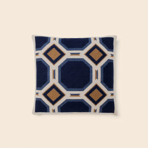 slide 2 Deco Cushion 005