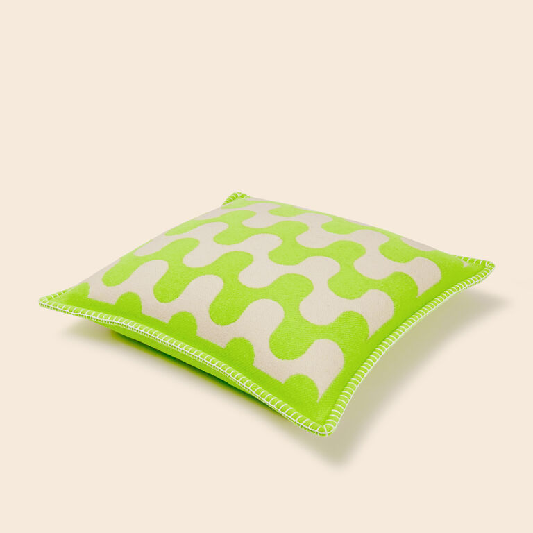 slide 4 Modernism Cushion 003