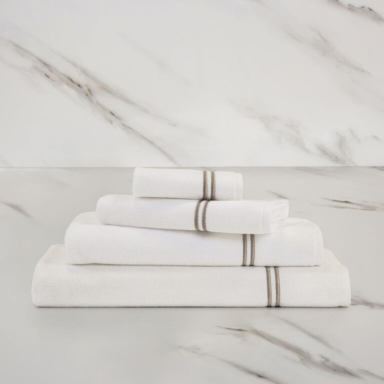 slide 1 Classic Guest Towel