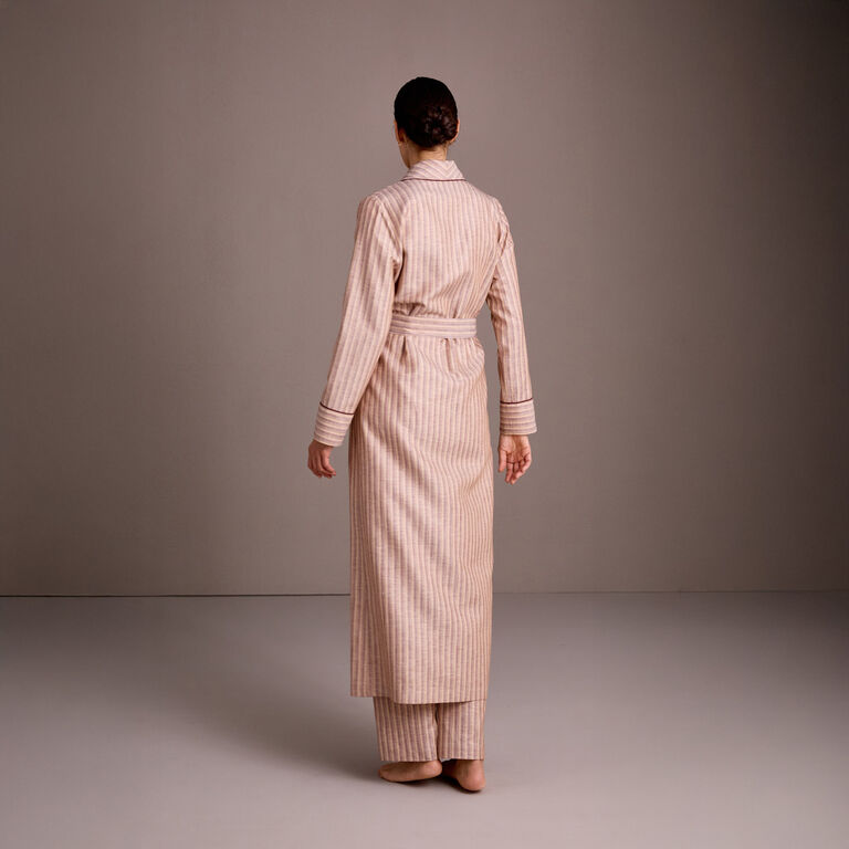 slide 3 Sunshine Robe - Woman