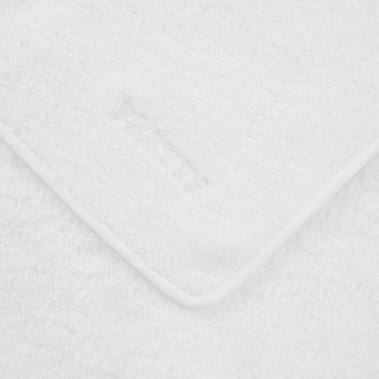 slide 3 Unito Wash Cloth