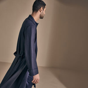 slide 1 Pilot Robe