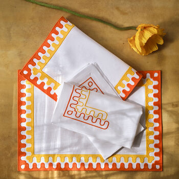 Modernism Forma Placemat and Napkins Set