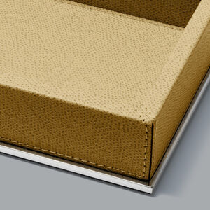 slide 4 Otello Valet Tray