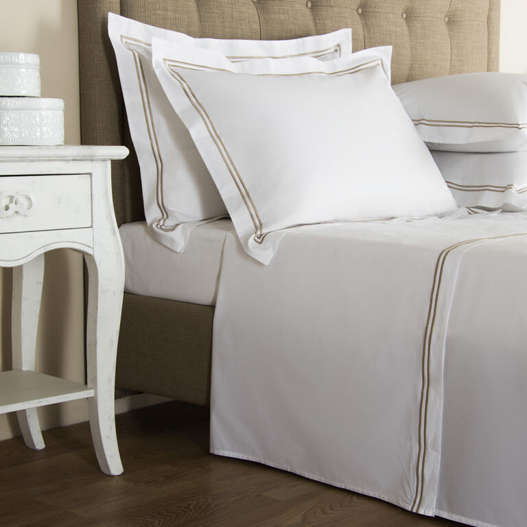 slide 1 Hotel Classic Sheet Set 