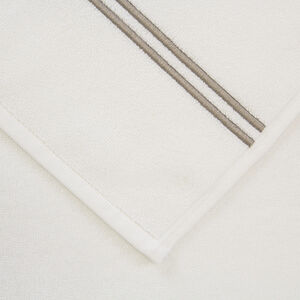 slide 2 Classic Guest Towel