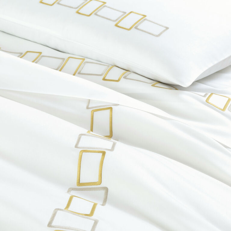 slide 5 Bold Bicolor Embroidery Sheet Set