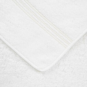 slide 3 Triplo Bourdon Wash Cloth