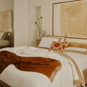 slide 3 Bold Duvet Cover Set