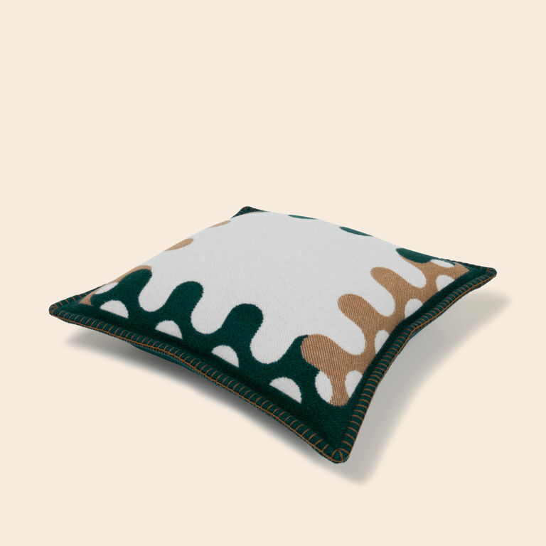 slide 2 Modernism Cushion 002