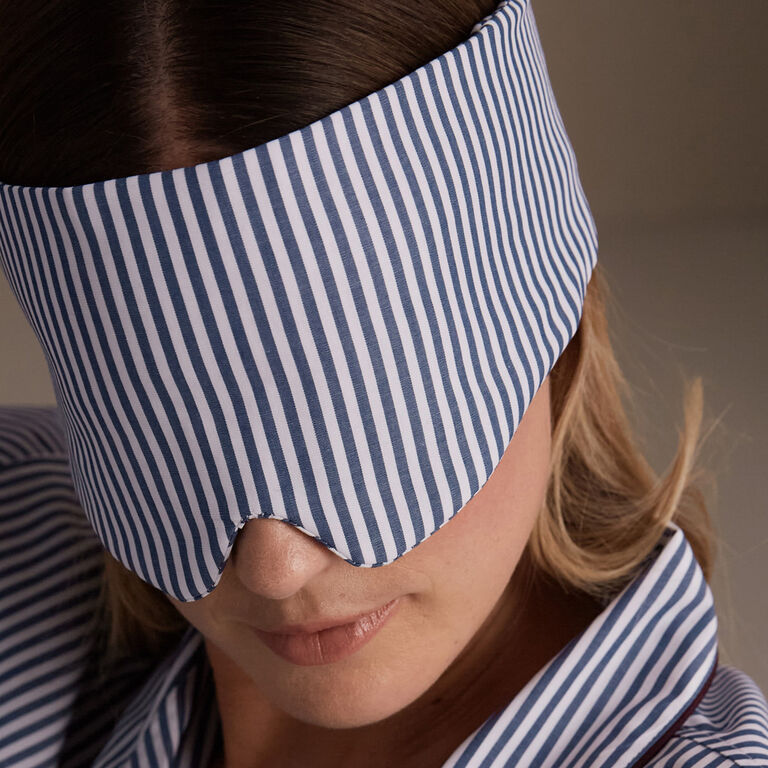 slide 3 Passage Poplin Eye Mask