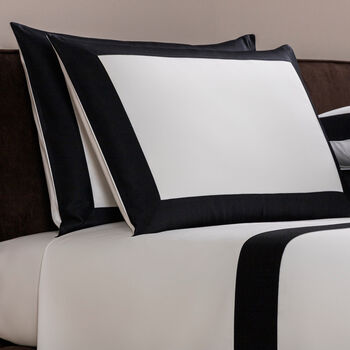 Bold Pillowcase