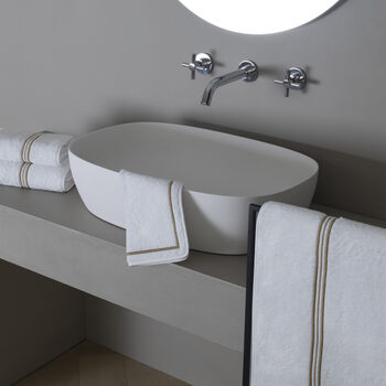 Triplo Bourdon Hand Towel